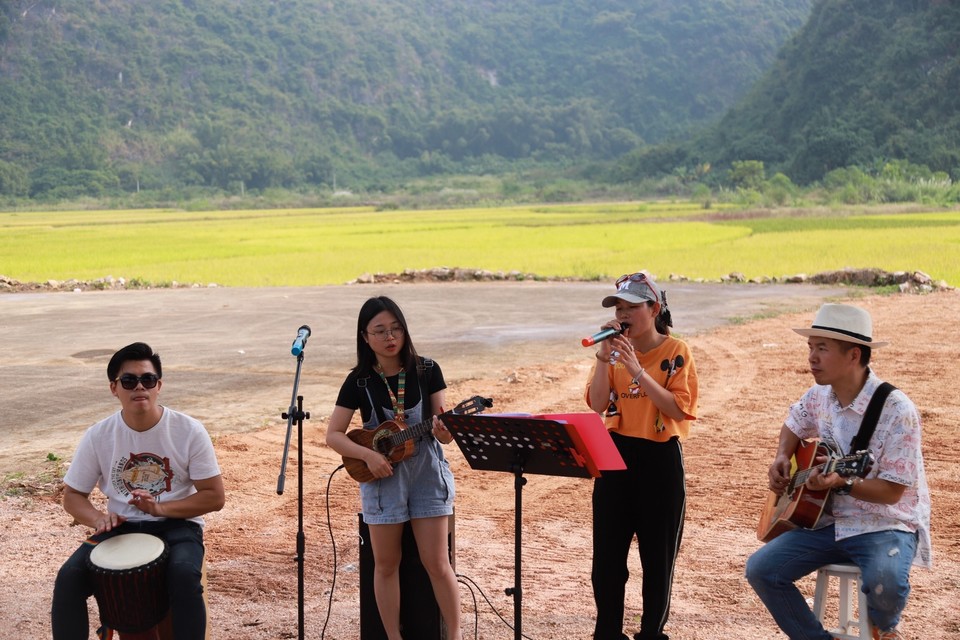 6642D5DC-D782-4164-ACFE-F41ADB90BAE7