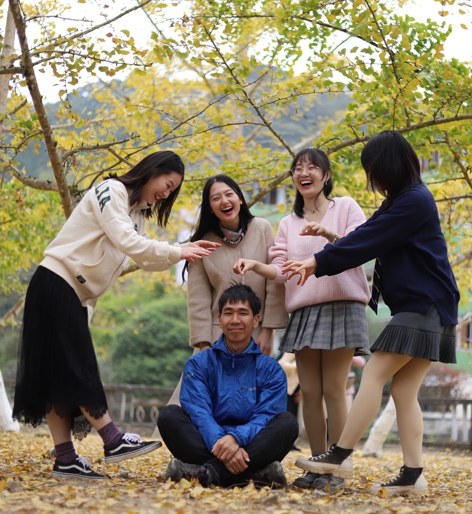 A06ABB45-F203-4527-A674-8BA3F40EA392