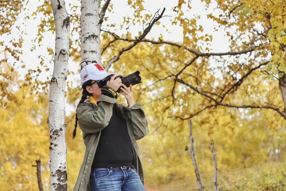 D5771E65-E123-4D46-9C7C-6B3130D3975B