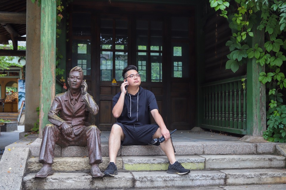 FA833E42-5209-4277-9239-EAACB89C4CD5