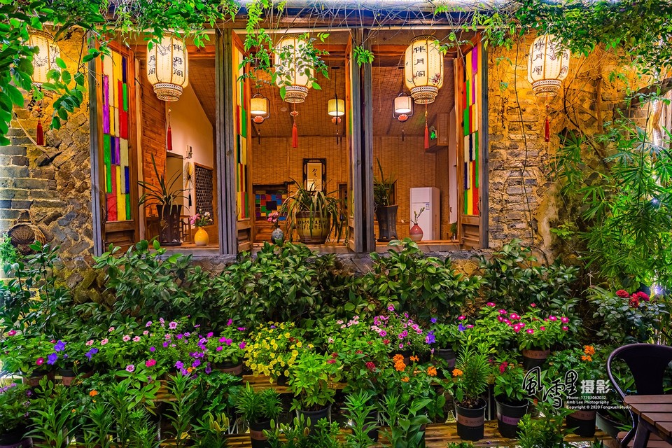 F23213D6-87FF-44A3-BC57-78F22EAA670D