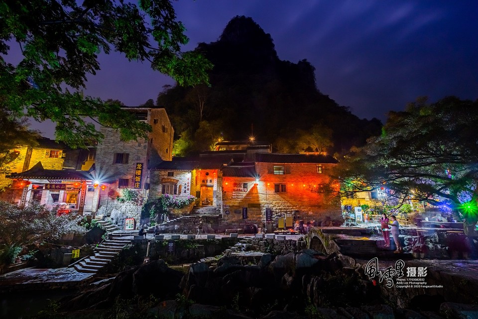 2E5DA61D-7FEE-4418-B013-602B082DC274