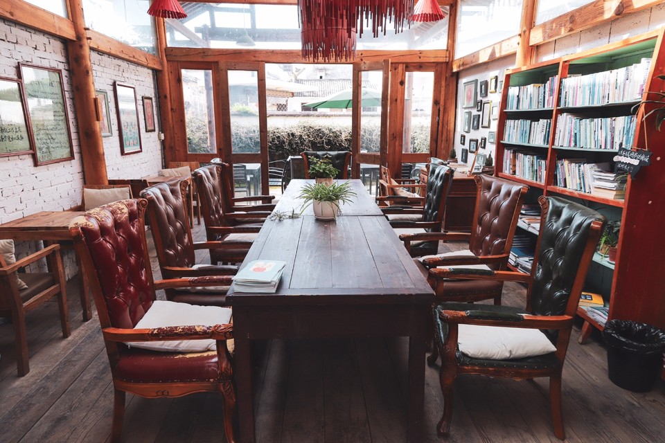 E2A5815F-67DE-4D57-AFF5-55386C421385