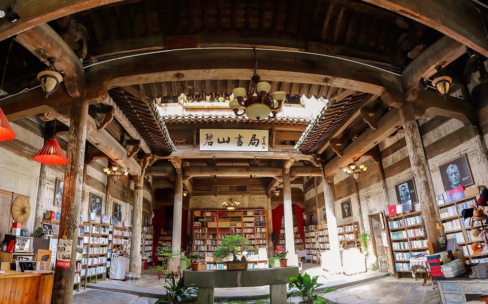 69147A0C-6BD1-4D5E-85D4-5E2FCC30C512