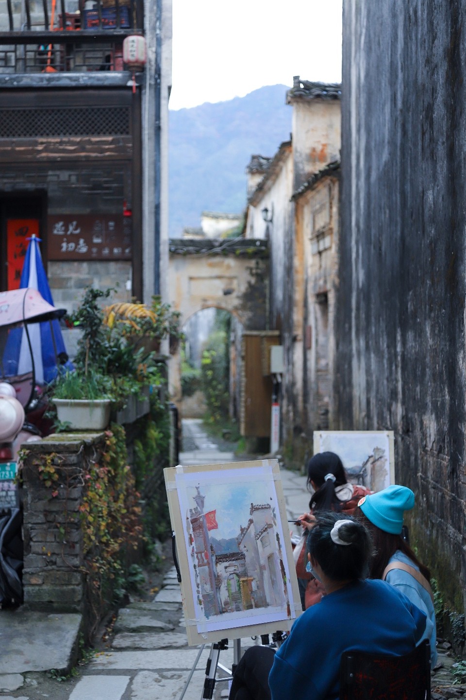 DAD1857E-21D4-443E-99F0-AFA28BDF0D45