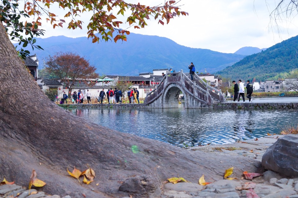 A0549231-776E-4BDB-B2CC-B1EA598FCD59