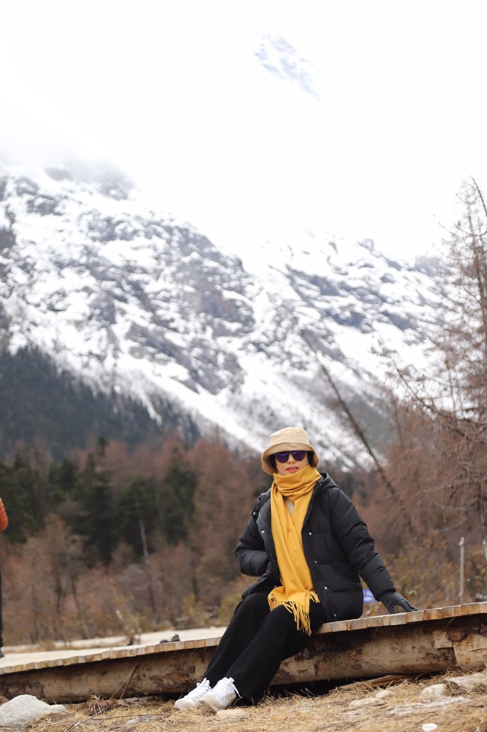 24CB4B43-256A-4C5F-BCF2-2A0D0BD132E4