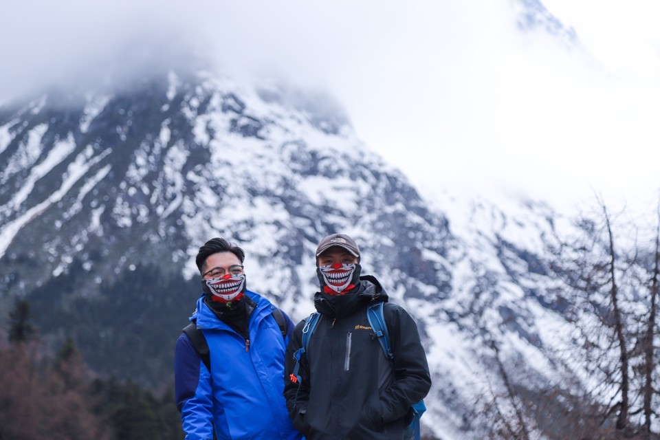 FD91ED50-63D3-495E-A68D-71B7DD5C8AA1