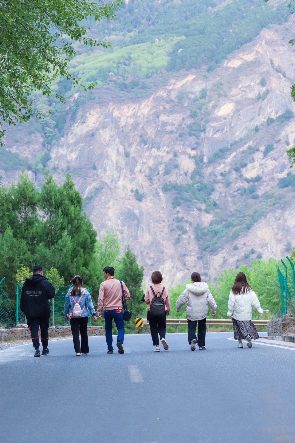 1C83846D-F3E9-4D47-B1CB-90FBBC6B5109