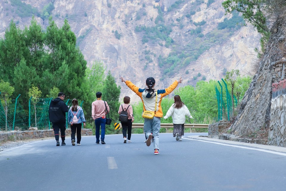 99D1200F-D705-4201-8677-7DA16E929922