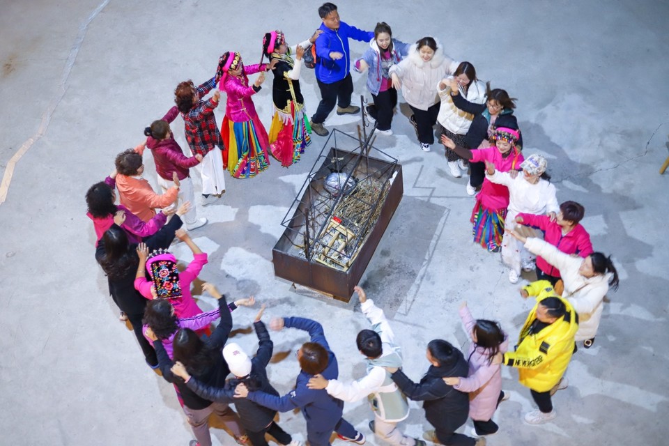 7FC9244C-8FB1-478B-8947-8A562868417B