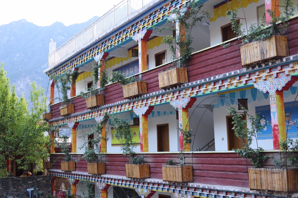 1DC9583F-BBA9-4E77-92A1-152B947B66FB