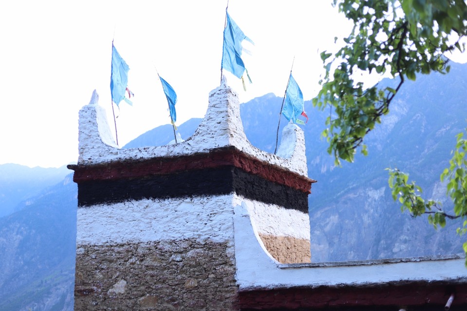 0CD03DC3-8F33-4A5A-8343-61F03EAAE5AA