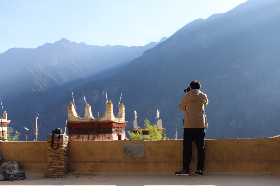 E6AD58E2-F631-4356-B61A-E601EFE063C8