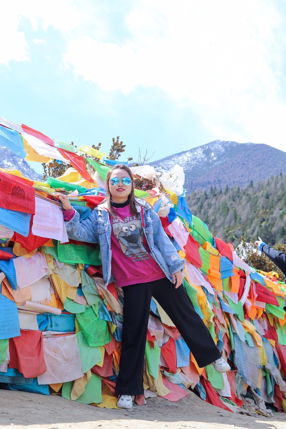 6A000242-0AD7-4E95-945B-5B3368E551D9