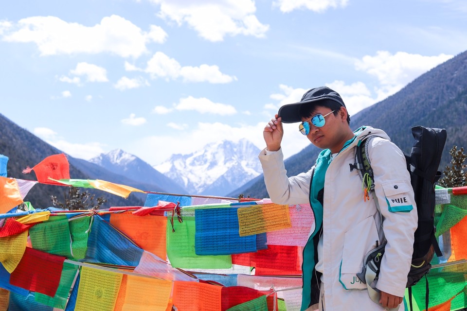 98535035-A83C-4807-A008-3D5B6DD069BD