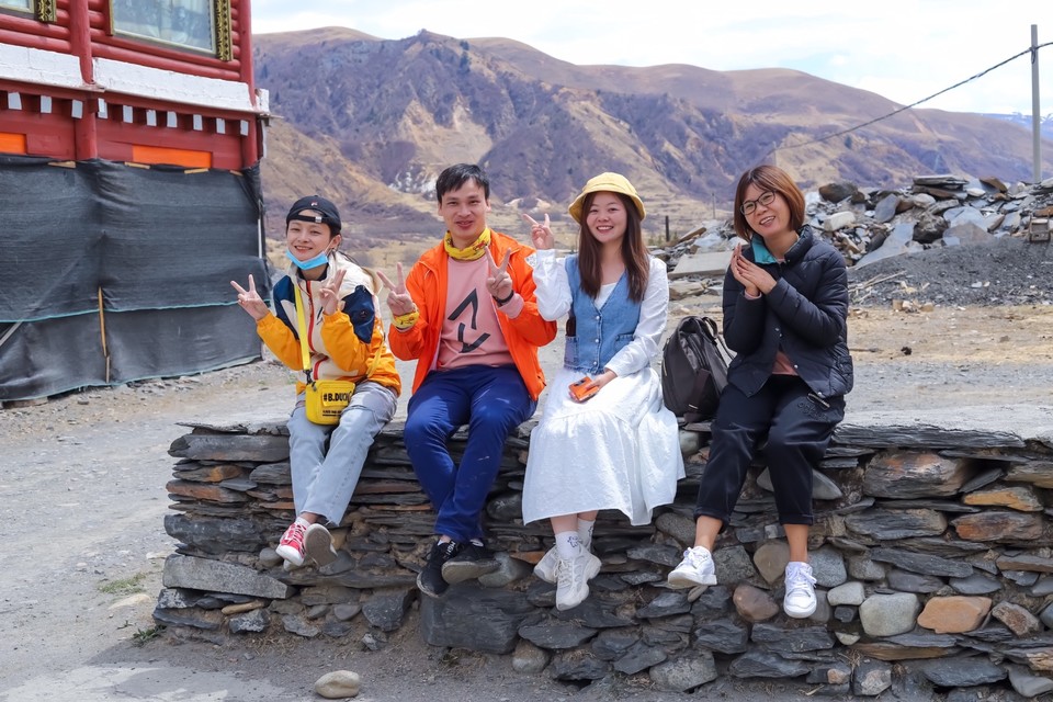 2F7EA307-311D-4677-82AB-37C352B44793