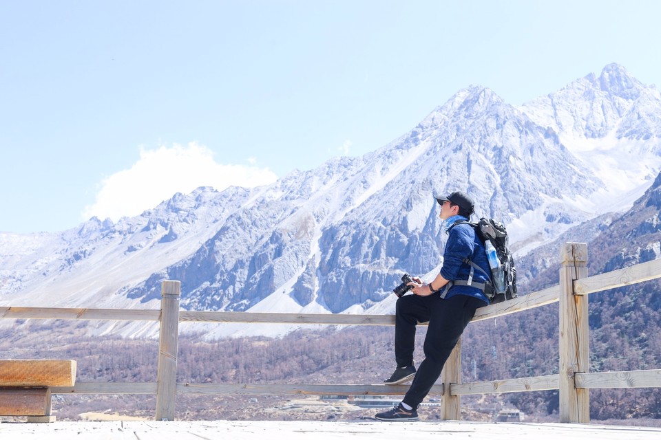 B7DEE983-5D76-4F37-B478-167602A56CBE