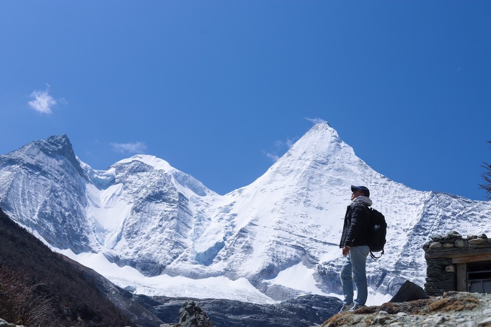 9579F4CA-44AB-4240-ACE9-DD01C01FDB87