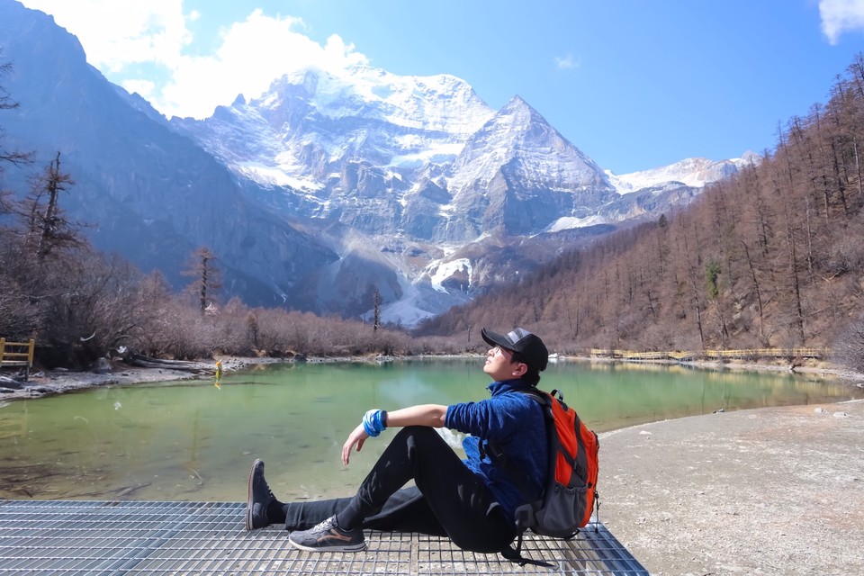 18A03370-36D6-4C96-BA1A-634BDFFB8B02