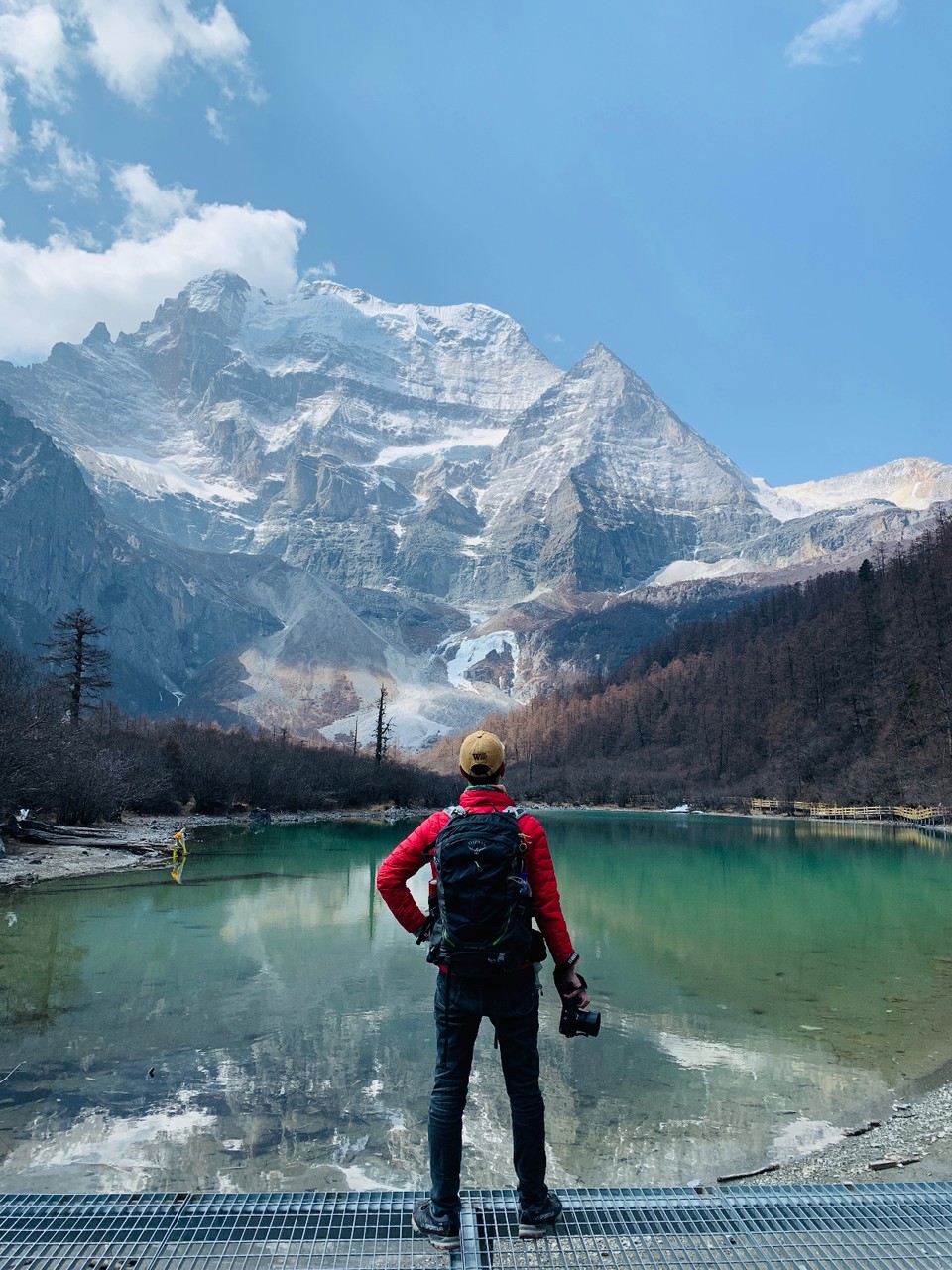 C8D5BB33-EDAD-4CEA-9E19-2858CAA2784D