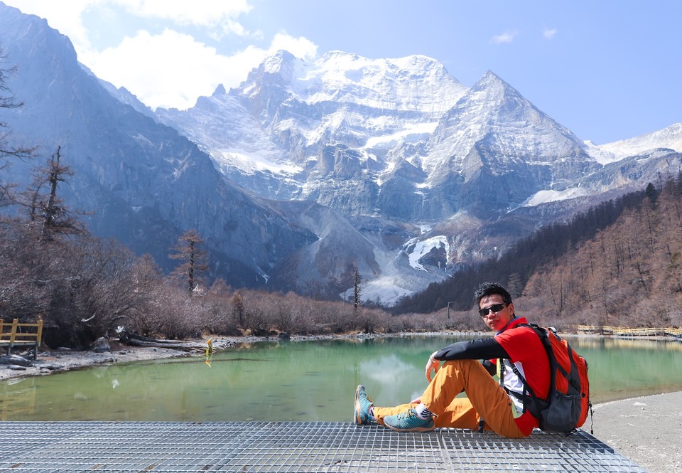 8EF74275-1EF4-48AF-A30F-87E8626184E4