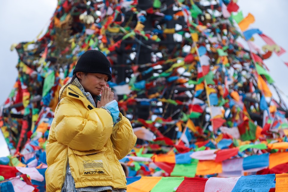 DE028767-4B18-4607-9CAC-C26F47ED12EC