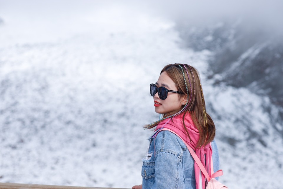 FA54D910-A5DA-450F-A6F2-5FE42DC80B6E