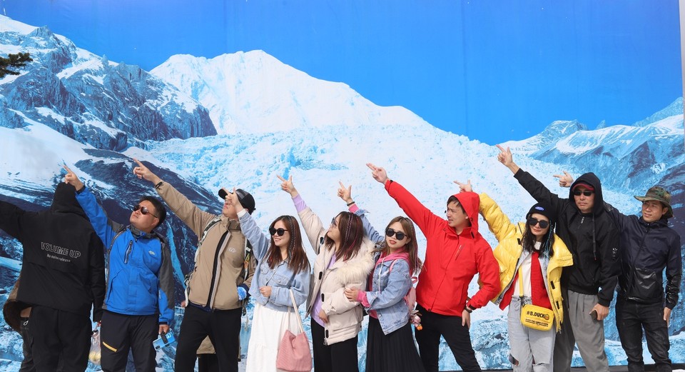 727AA4BF-C10D-427F-8654-42A7FD93C90D