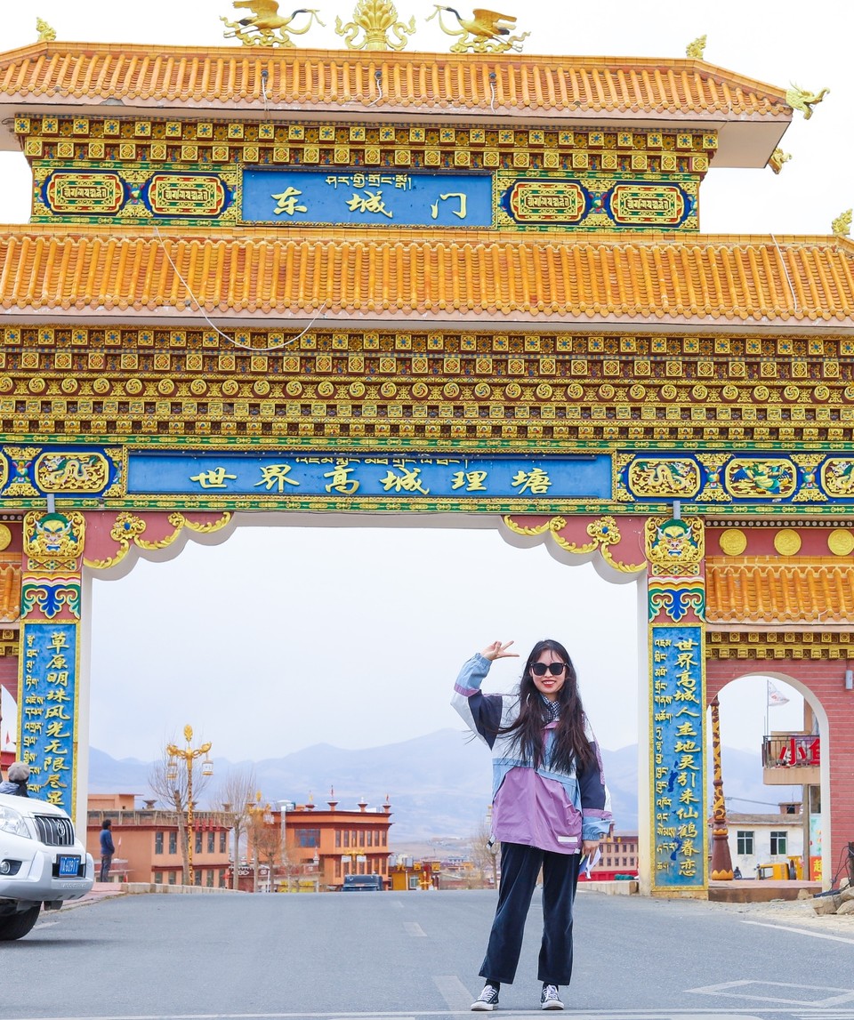 EC6900D5-29B5-4728-9C85-A301B103614D