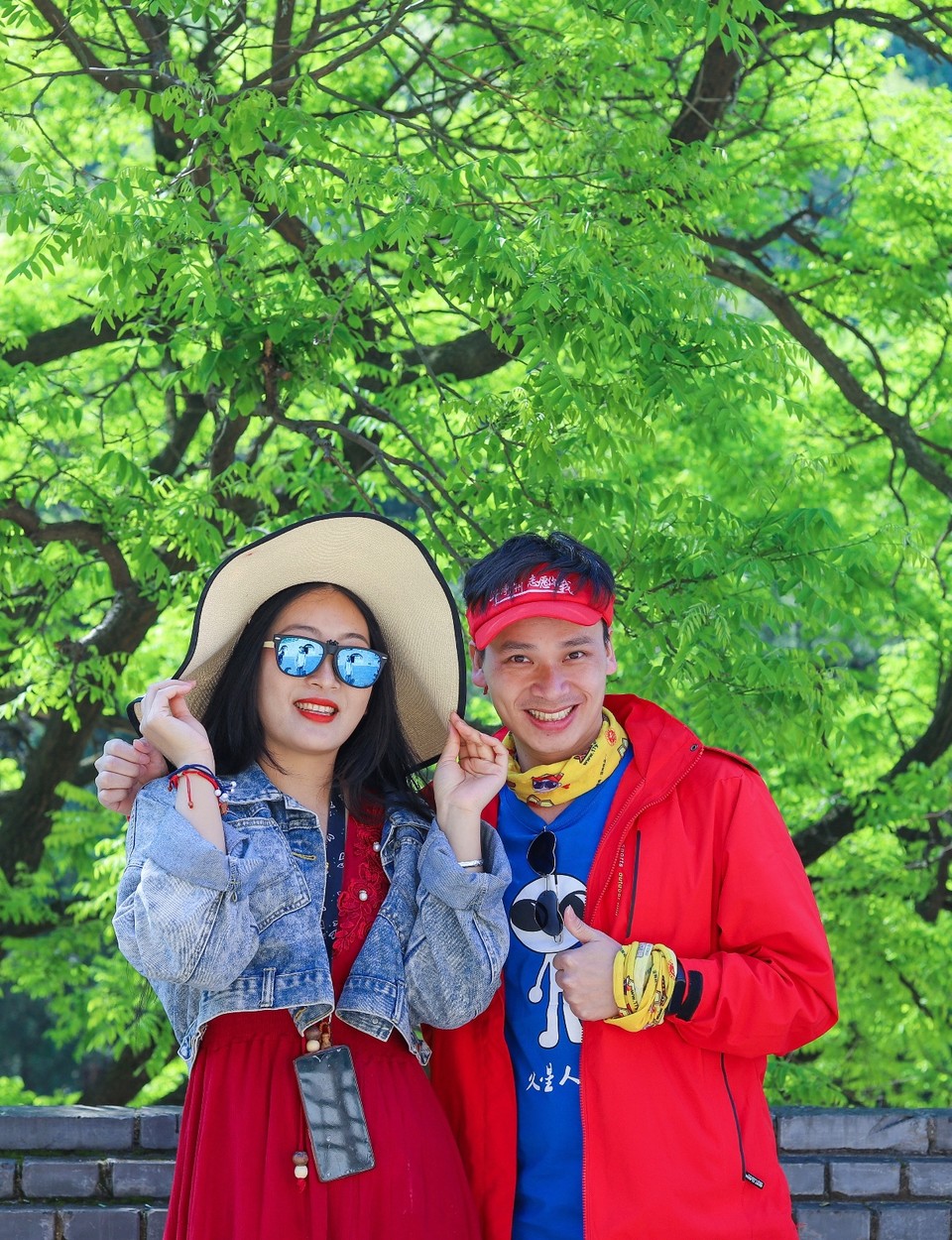 F7658453-4CC4-4C7B-ABE3-30800B074E33