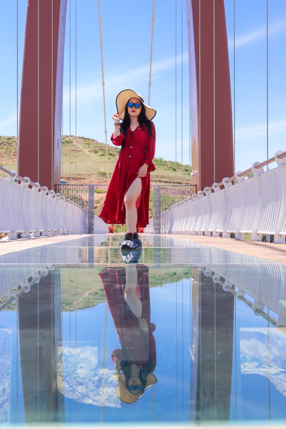 FCF810F2-3785-434D-8FFC-01E6E6011F28