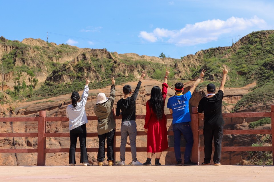 2DCFBDF9-85A4-48E1-BA22-B74C836F837C