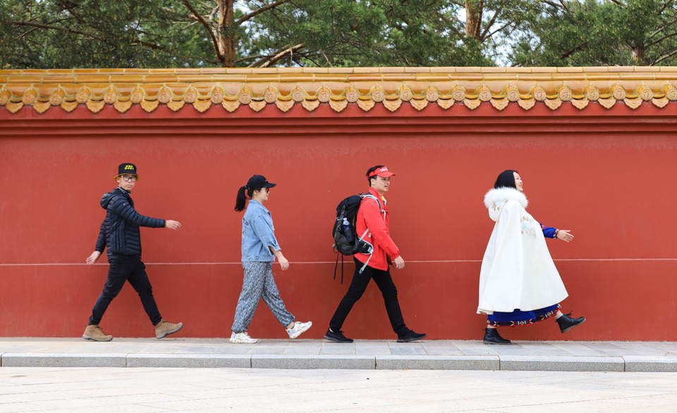 42F10DAD-06A4-4D47-B1D6-47364226A083