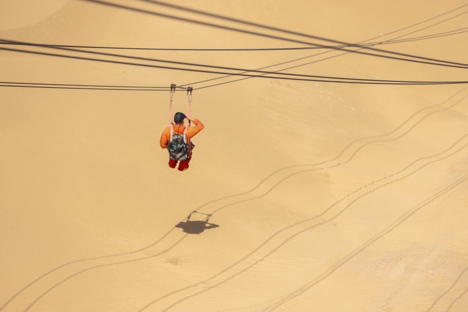 EDAAD82B-FE7B-4D5E-9337-B6B3EE66CA93