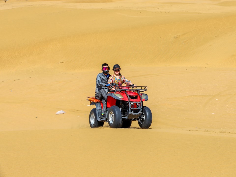 381AB3FF-B5F8-47B3-A569-9607825B7E93