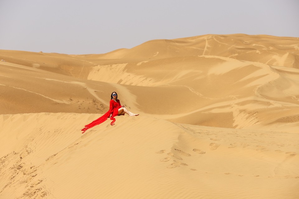 EB353F12-3DB3-491B-BAE9-6C338E4E7DA2