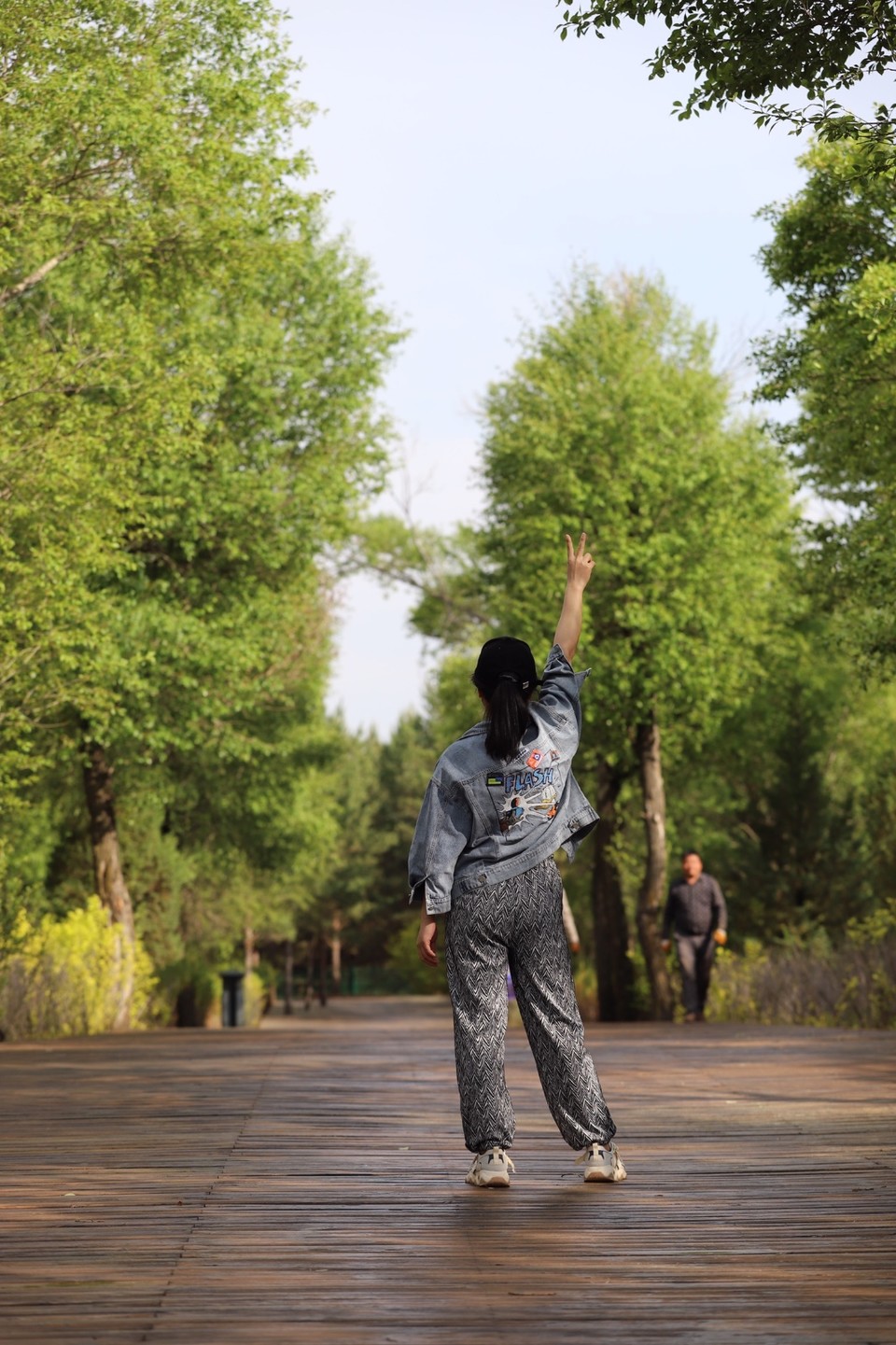 5359E721-CFA6-49E7-99F0-B97D0A9EB0C4