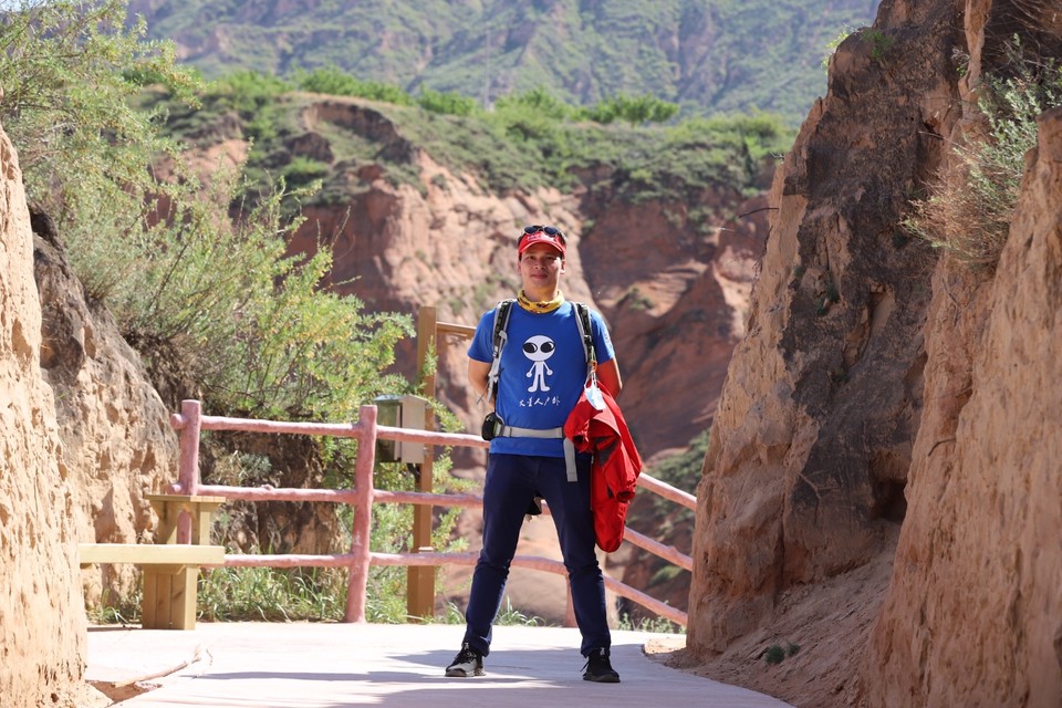 A36F033D-0F80-4F36-A887-995519E302AF