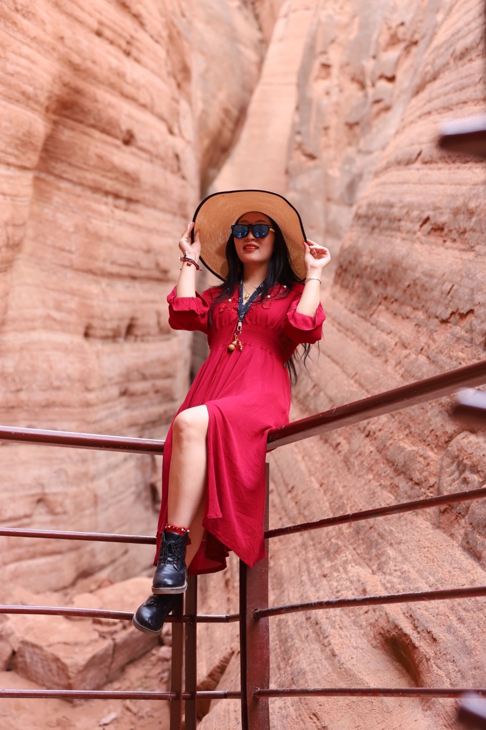 68DFA463-B51E-45A2-9F9B-DDA151B38F69