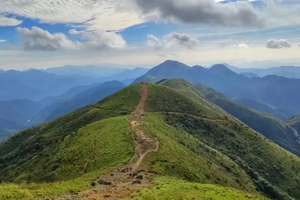 【夜登齐云山】夜徒挑战赣南第一峰2061米，问顶齐云山，一次集齐日出日落云海星空~
