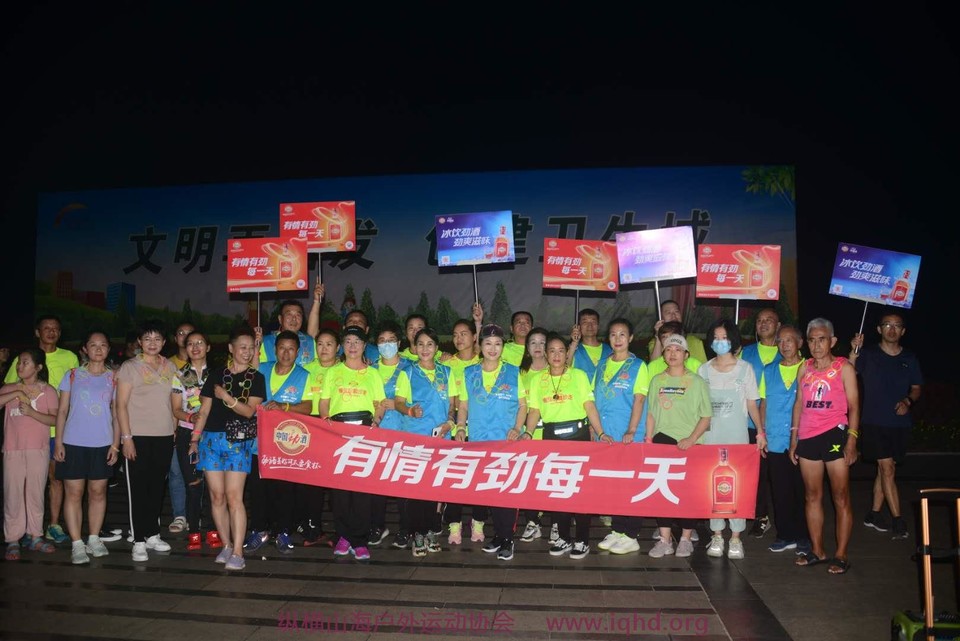 0W_0axpZM3N0-9c_7GqM9UStWPqpnR892Wv1a-b_VxrUV14jbk70qx1juvIMSg-y