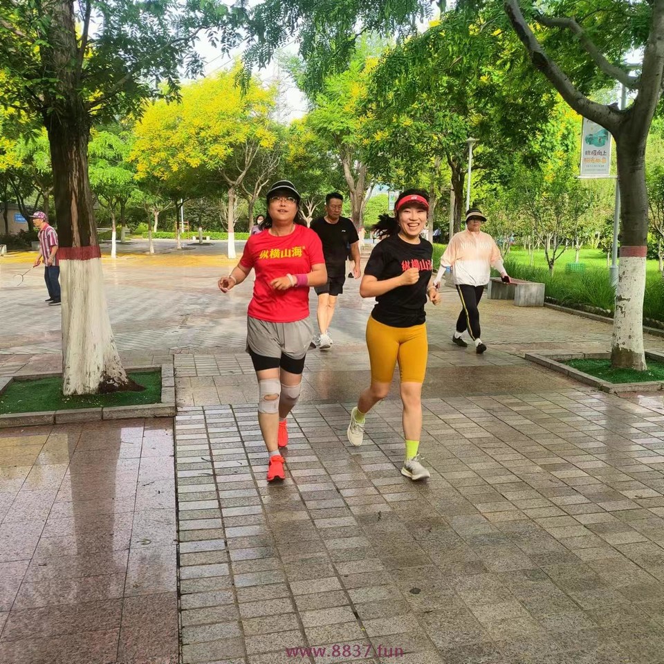 UwE5yfHD_4SsAhZFOO0U_VlPQVb6ErZMYS_ArHywhh-PZaHfLnjBVkuVVLYOxzhz