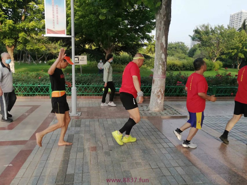 SSOJutQiR-b74oCKUdfs89hOZewFM-0kqZYgjnQ5ZW7kV1E3quHSAAhIeheGywfE