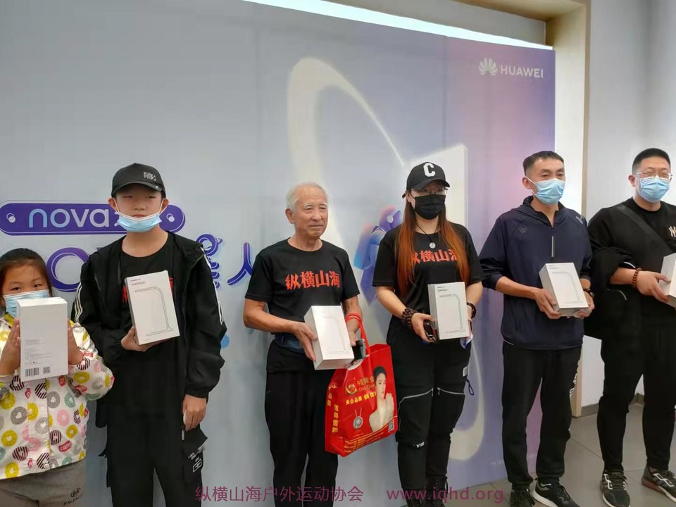 z-xbNYb230JI_yVoa3iPXNAYbixH7nv90edQwYAyBV9fodbGFnddF3M7WhHyVcYH