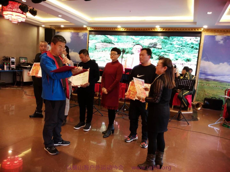 e2nobBJPHhwA8hJsgvadfImYuiLUi650U_mXbsbHiAtcsNu-kl1gQSo23eKDfLRO