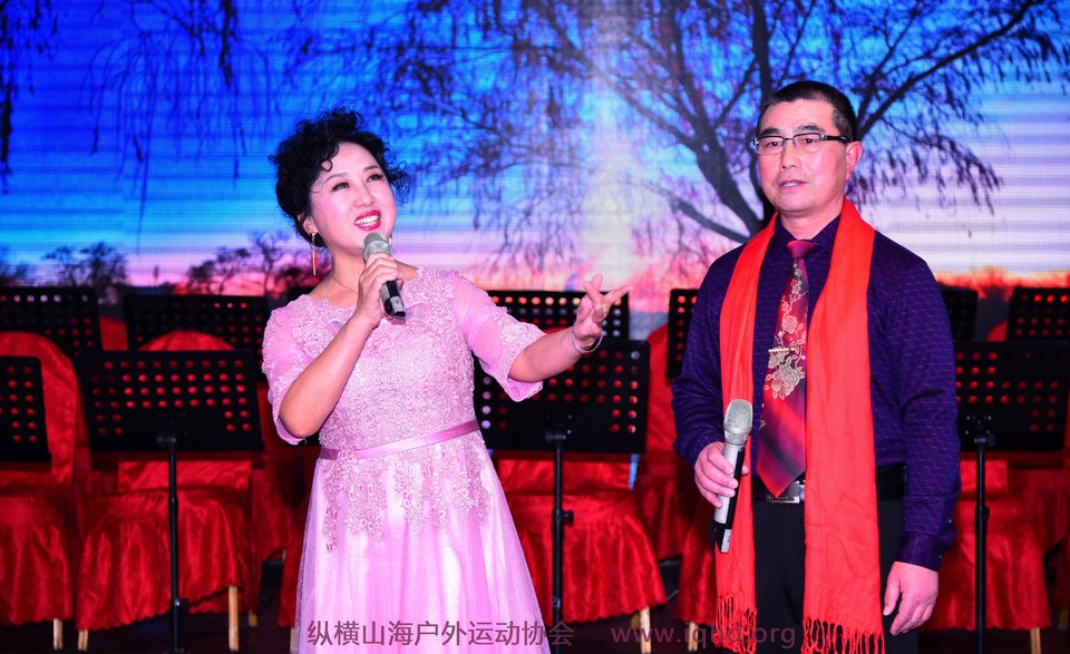 rhn7Ufo_iS71Ki9tORaglojKWD_53UfFElzk2rThuy-YTefl9FYk1TWRrxHCfVie