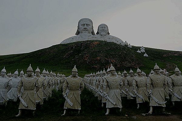 霍林郭勒 <wbr>可汗山