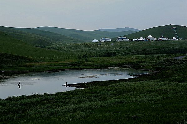 霍林郭勒 <wbr>可汗山