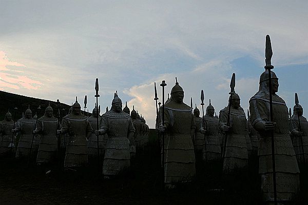 霍林郭勒 <wbr>可汗山